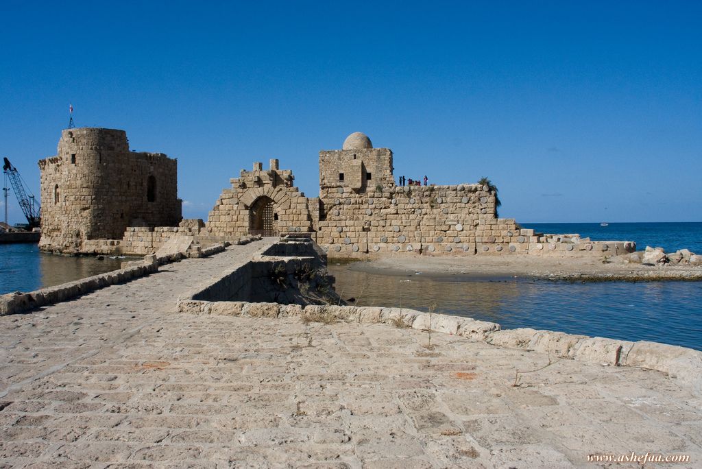 صورة لقلعة صيدا البحرية 