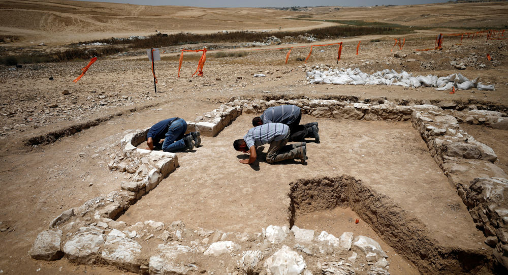 
اكتشاف مسجد عمره اكثر من 1000 سنة في صحراء النقب