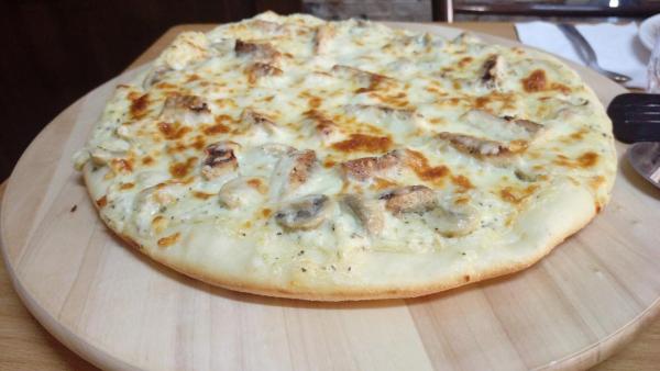 وصفة بيتزا الفريدو الدجاج بالعجينة القطنية