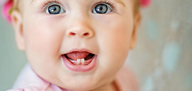 اعراض التسنين ظهور الاسنان عند الأطفال والرضع